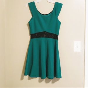 Women Green Dress with lace middle detail size M